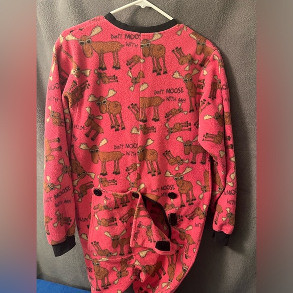 Lazy One fleece footed moose pajamas - Picture 4 of 8